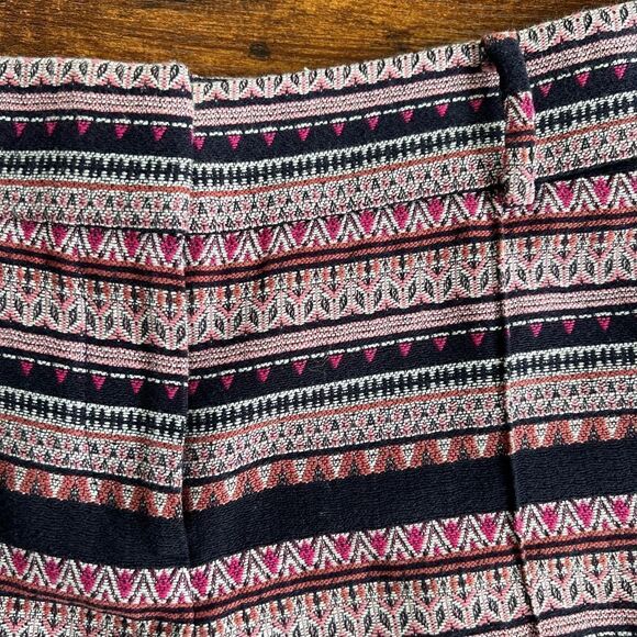 Ann Taylor Loft Navy & Pink Boho Textured Striped Riviera Shorts - Picture 5 of 9